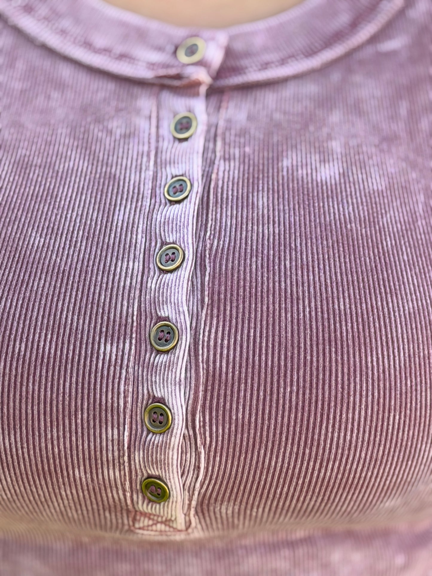 The Heritage Ribbed Henley — Maroon
